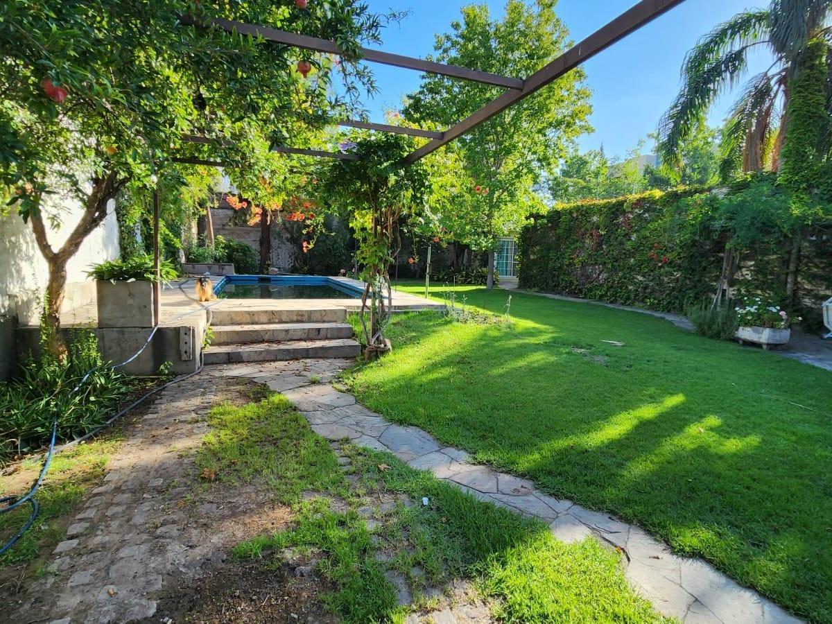 Casa en Guaymallen con Jardin y Piscina 1