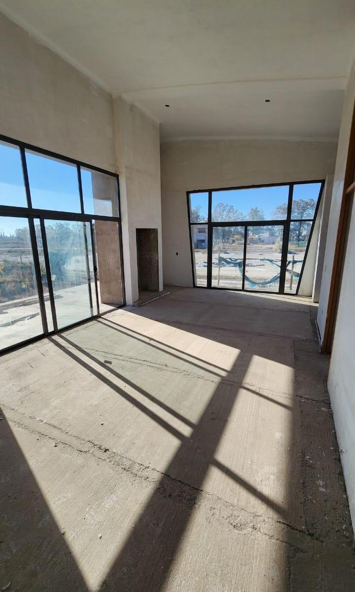 Casa a Terminar en Barrio Privado Nautilius 2