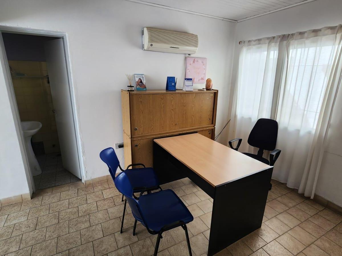 Ideal Consultorios en Av Roca - Malargüe 2