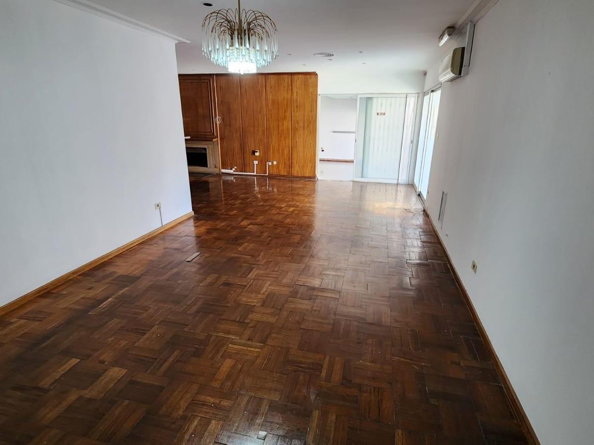 Casa en Calle La Pampa y Serú de Barrio Bombal 3