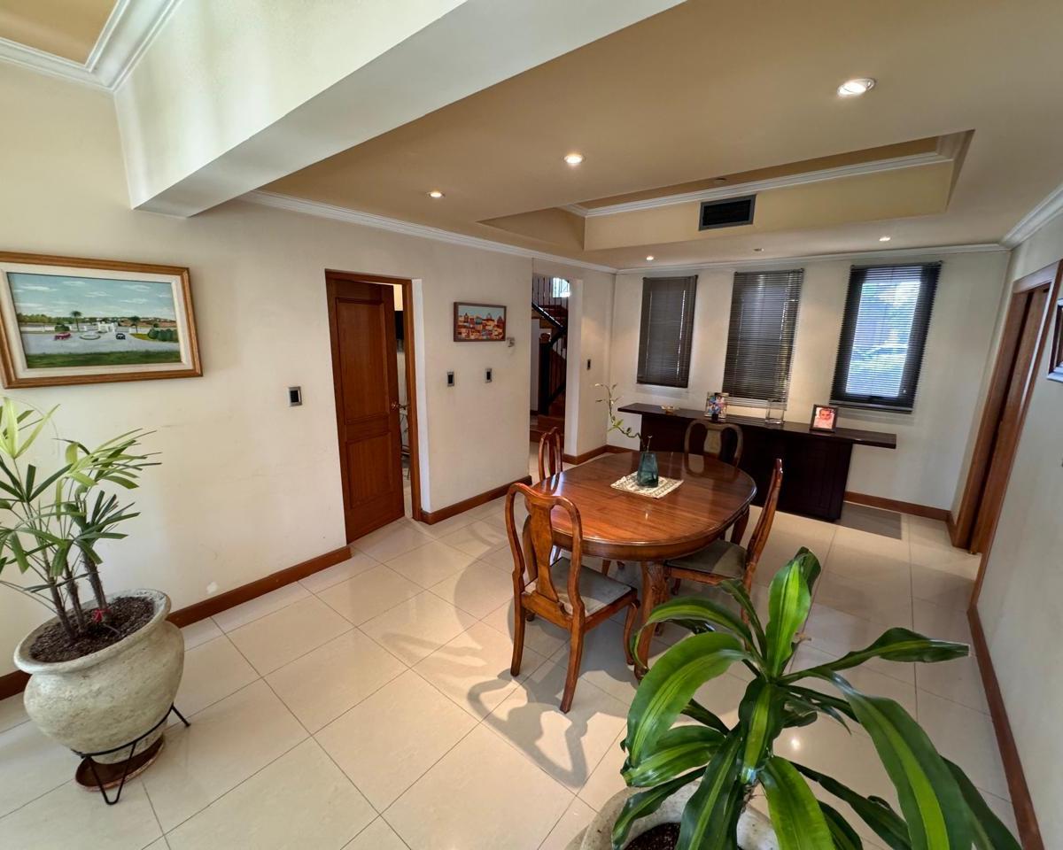 Casa en Barrio Pinar del Sol I - Carrodilla 1