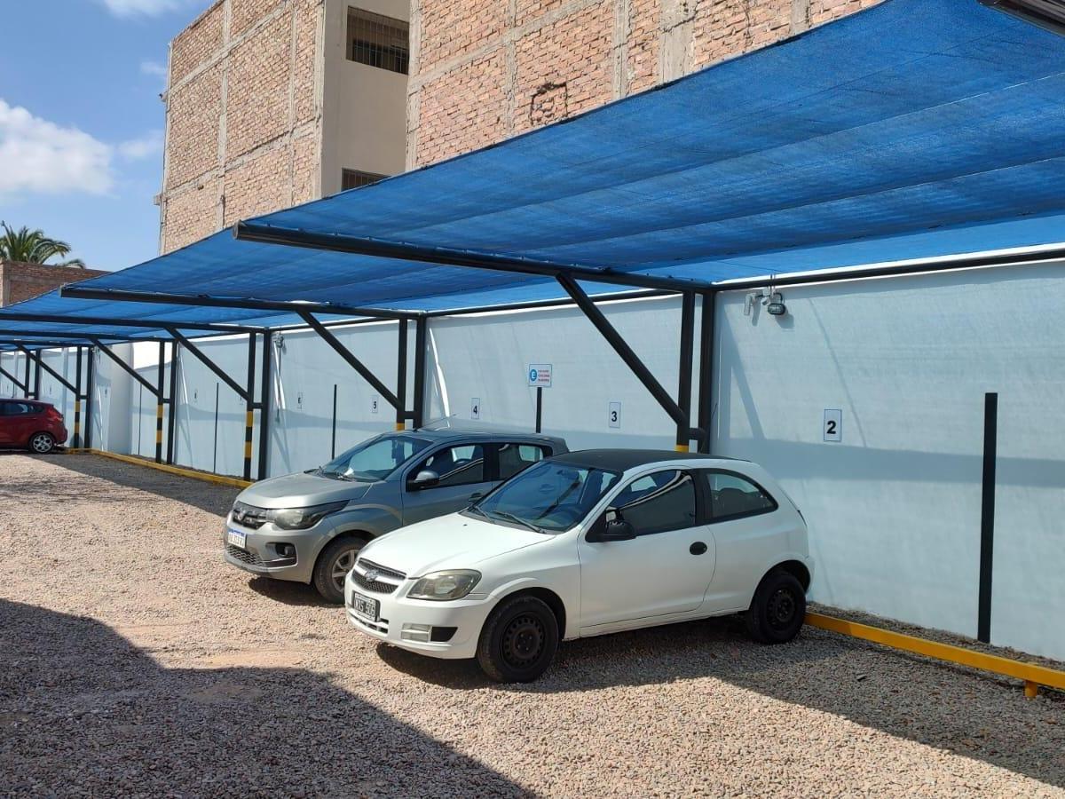 Playa de Estacionamiendo en Godoy Cruz 4