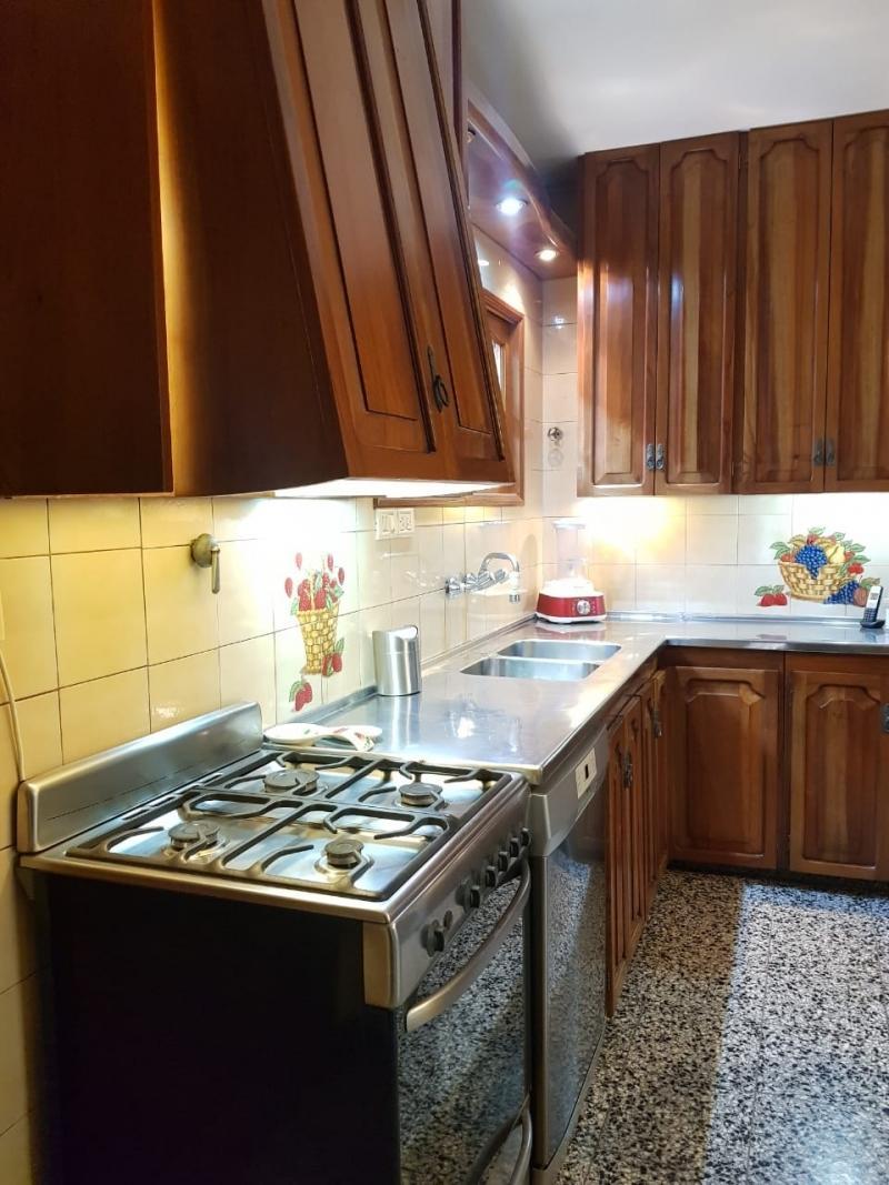 Casa en San Jose de Guaymallen con Quincho y Pileta 4