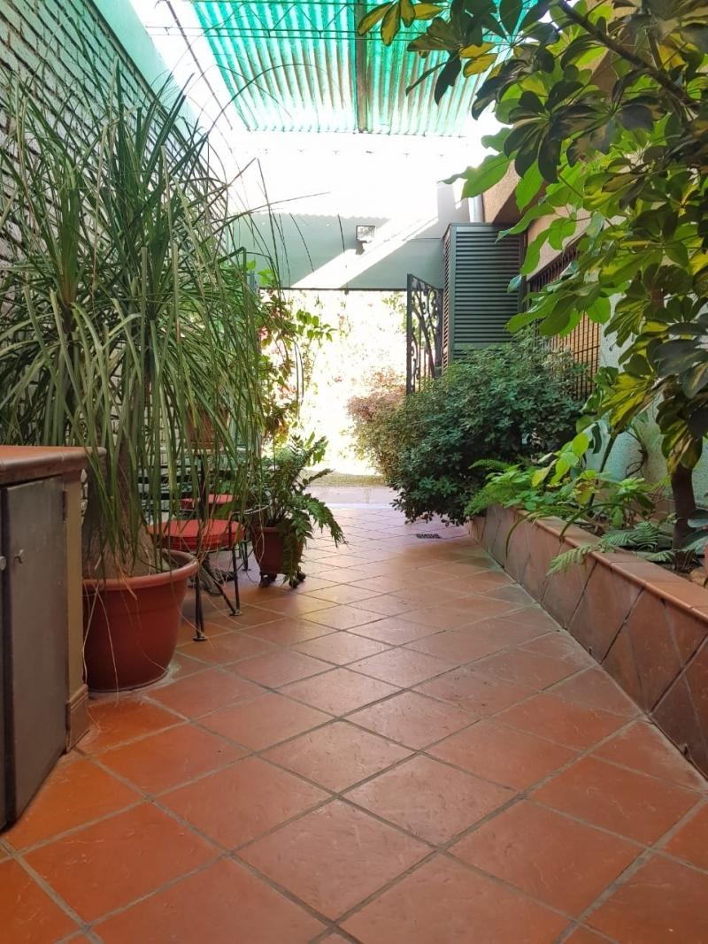 Casa en San Jose de Guaymallen con Quincho y Pileta 5