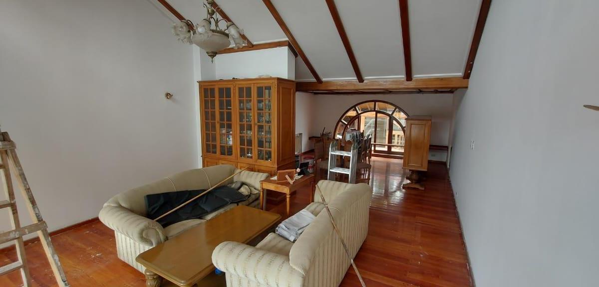 Casa en Olegario Andrade - Quinta Seccion 4