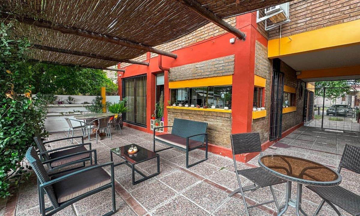 Casa Sobre Av Mitre de Guaymallen 4