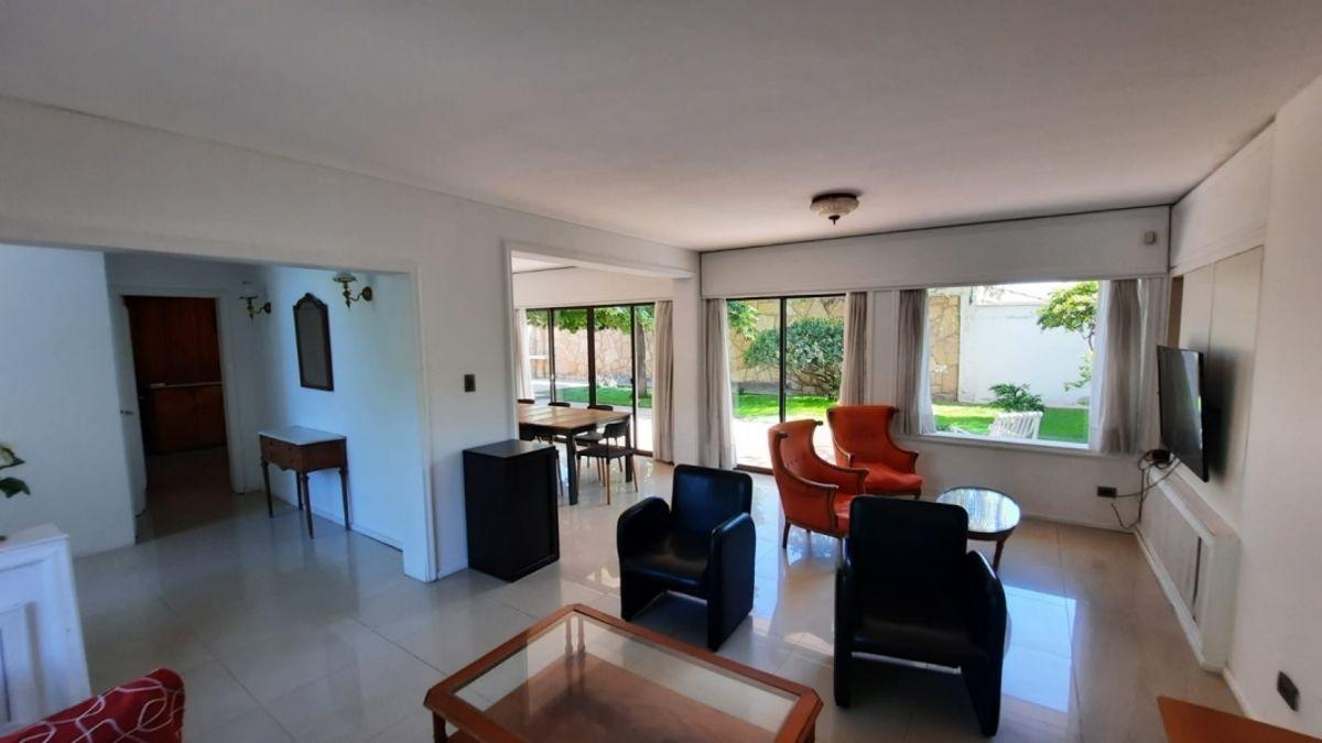 Foto de CASA EN LATERAL ACCESO ESTE - ZONA SHOPPING, imagen 2