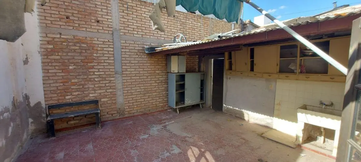 GALPON CON OFICINAS EN GODOY CRUZ 5