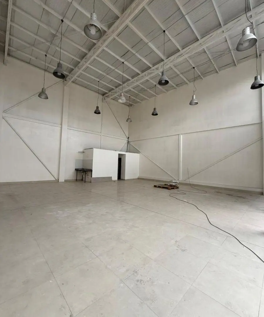 LOCAL COMERCIAL EN LAS HERAS 7