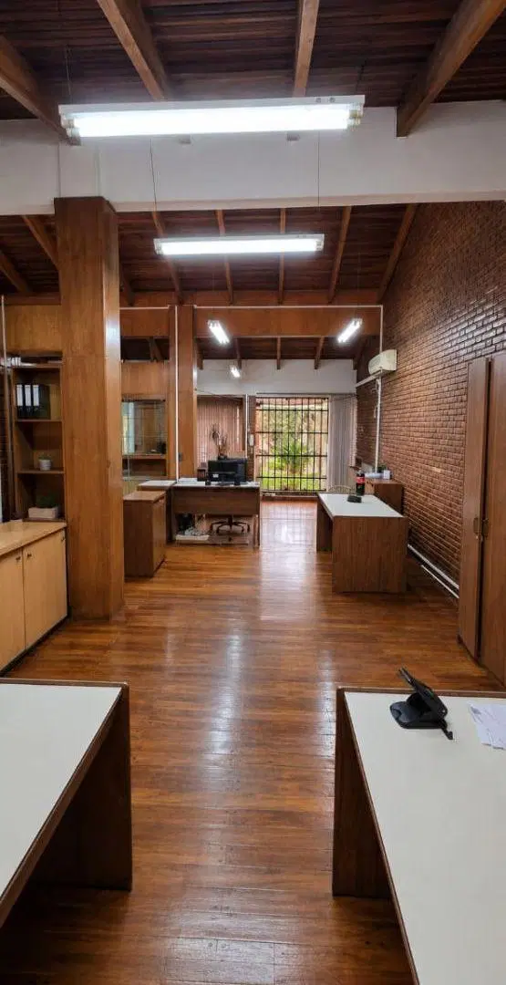 CASA EN QUINTA SECCION DE CIUDAD IDEAL OFICINAS 8