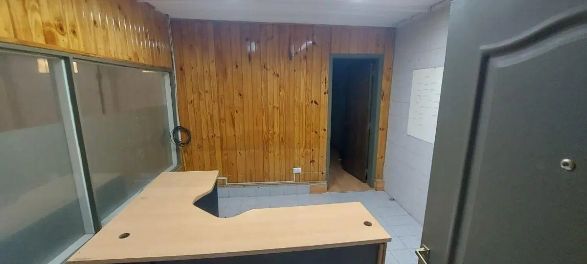 GALPON CON OFICINAS SOBRE RODRIGUEZ PEÑA - 850 M2 5