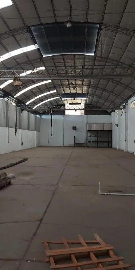 GALPON CON OFICINAS SOBRE RODRIGUEZ PEÑA - 850 M2 3