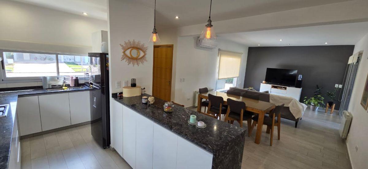 Foto de CASA EN VENTA – BARRIO PRIVADO MILKAYAC 1 | LUJÁN DE CUYO, imagen 3