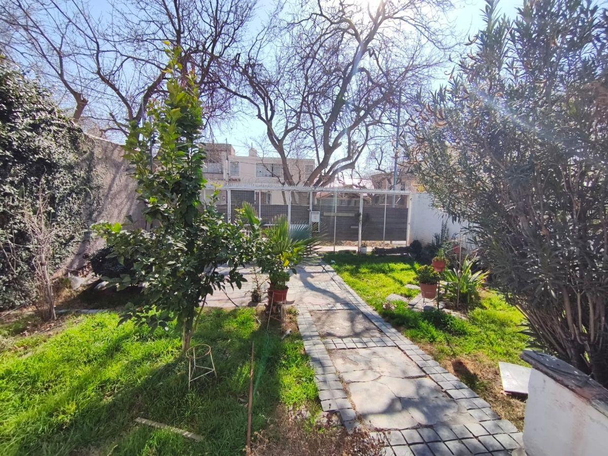 Foto de CASA EN VENTA – SEXTA SECCIÓN, CIUDAD DE MENDOZA, imagen 1