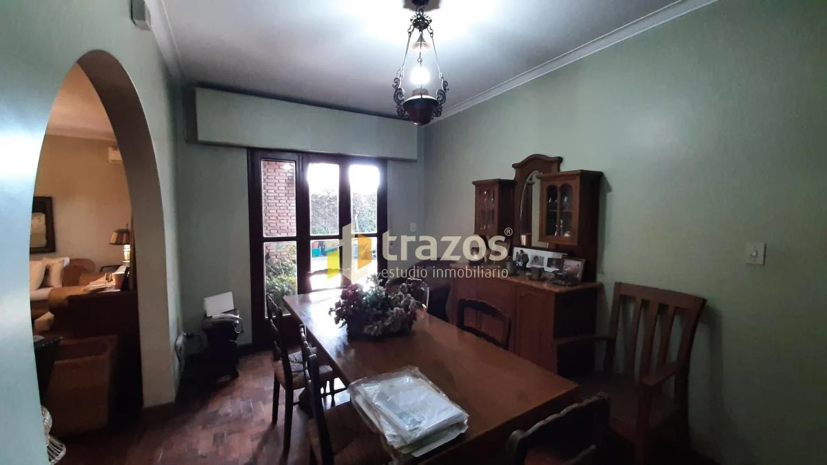 Casa en Venta Categoria con Gran Parquizado Guaymallén 2