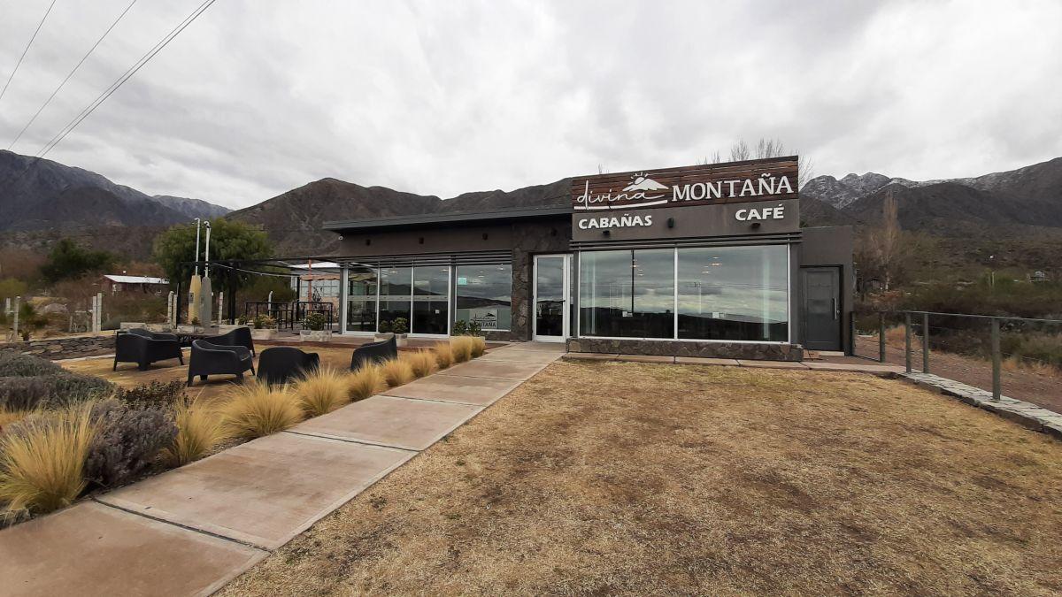 Foto de Local Comercial + Complejo Turístico | 2 Dúplex Amoblados | Ruta 82, imagen 2