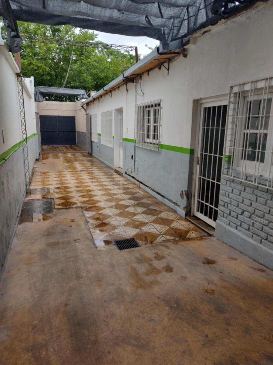 Galpón + Vivienda - 471 m² 2