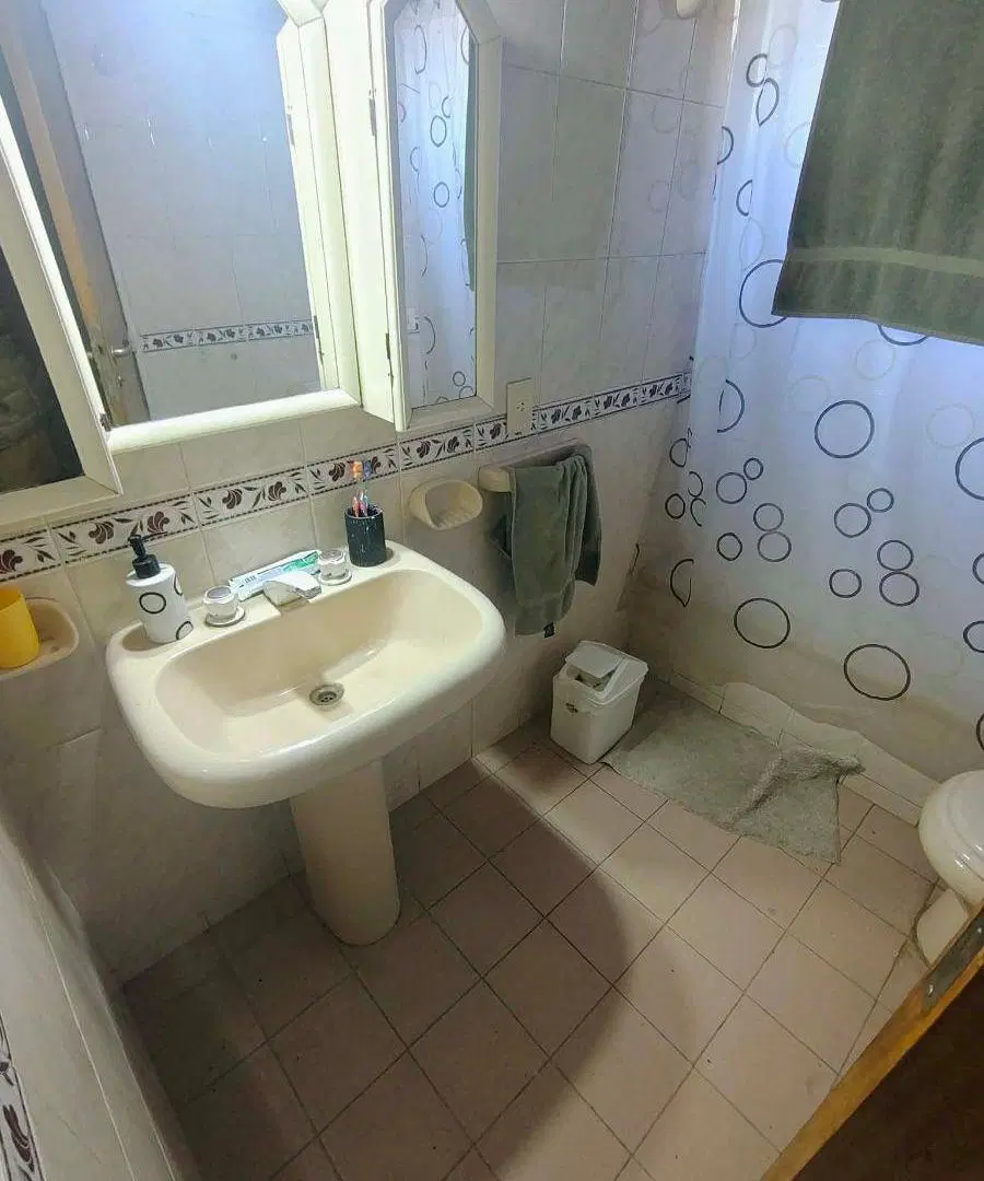 SEMIPISO - 3 DORM. 3 BAÑOS. 4