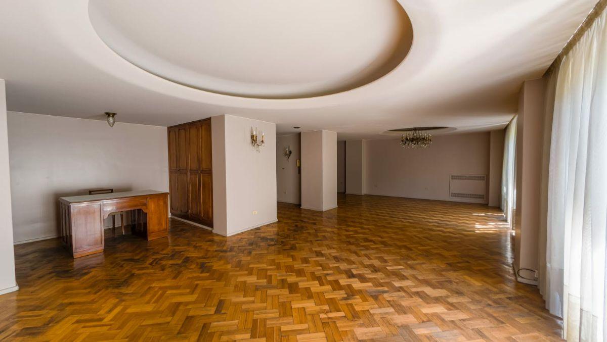 Foto de PISO. 200m2. Frente Plaza Independencia, imagen 5