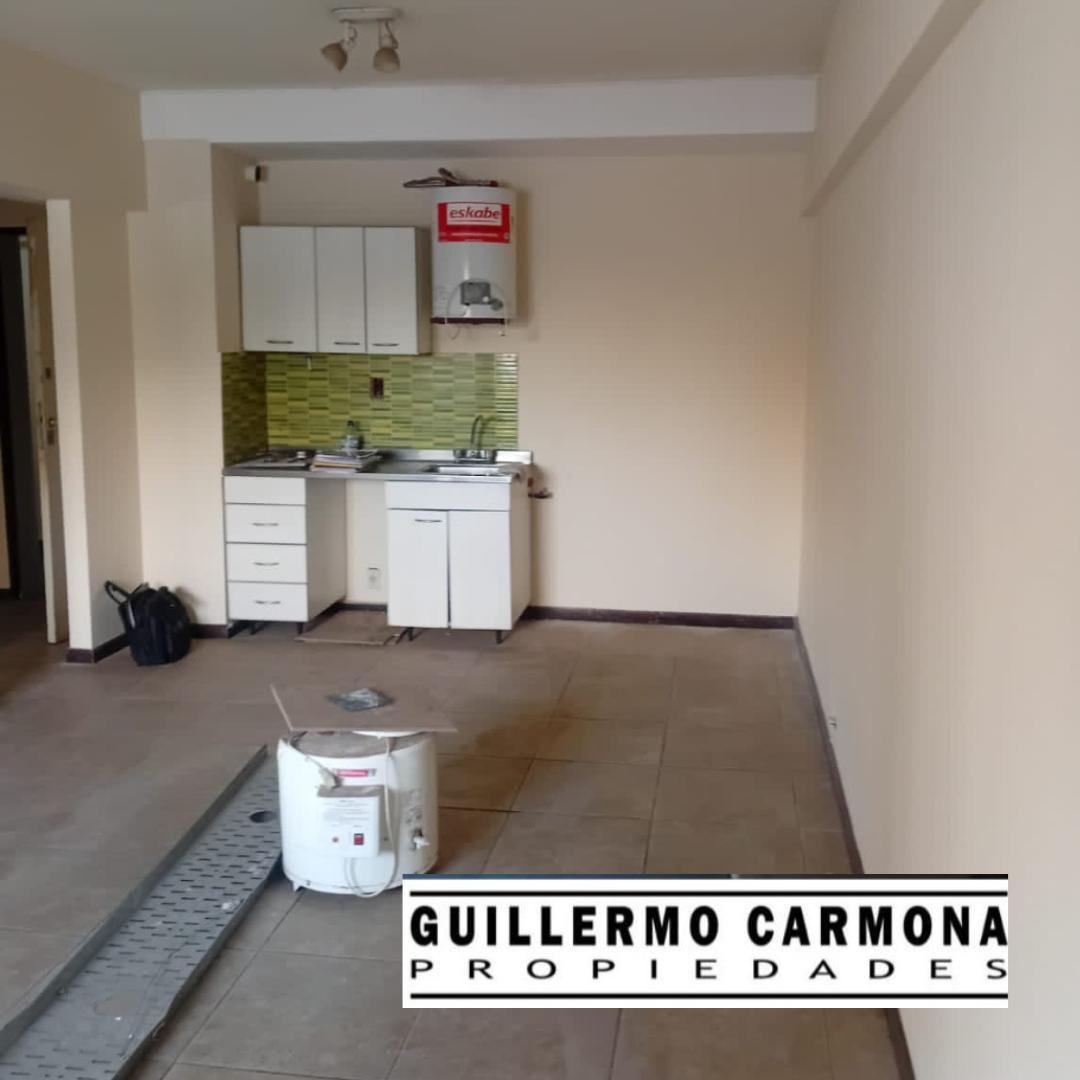 Vendo Dpto Av San Martín y Lavalle. Galería Independencia // Ciudad // Mendoza 2