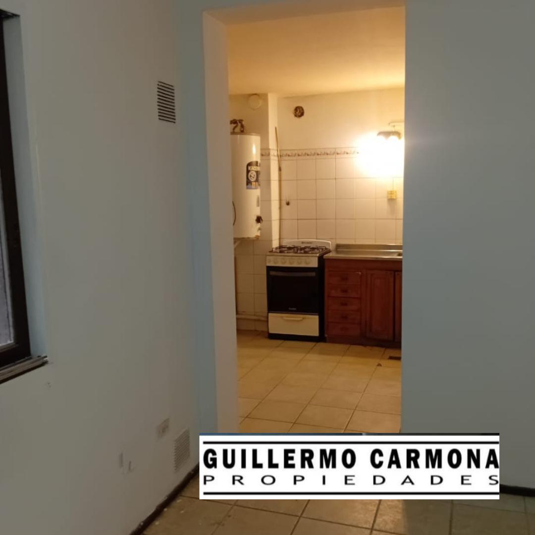 Vendo Departamento Ady. Av San Martín y Peatonal// Ciudad // Mendoza 2