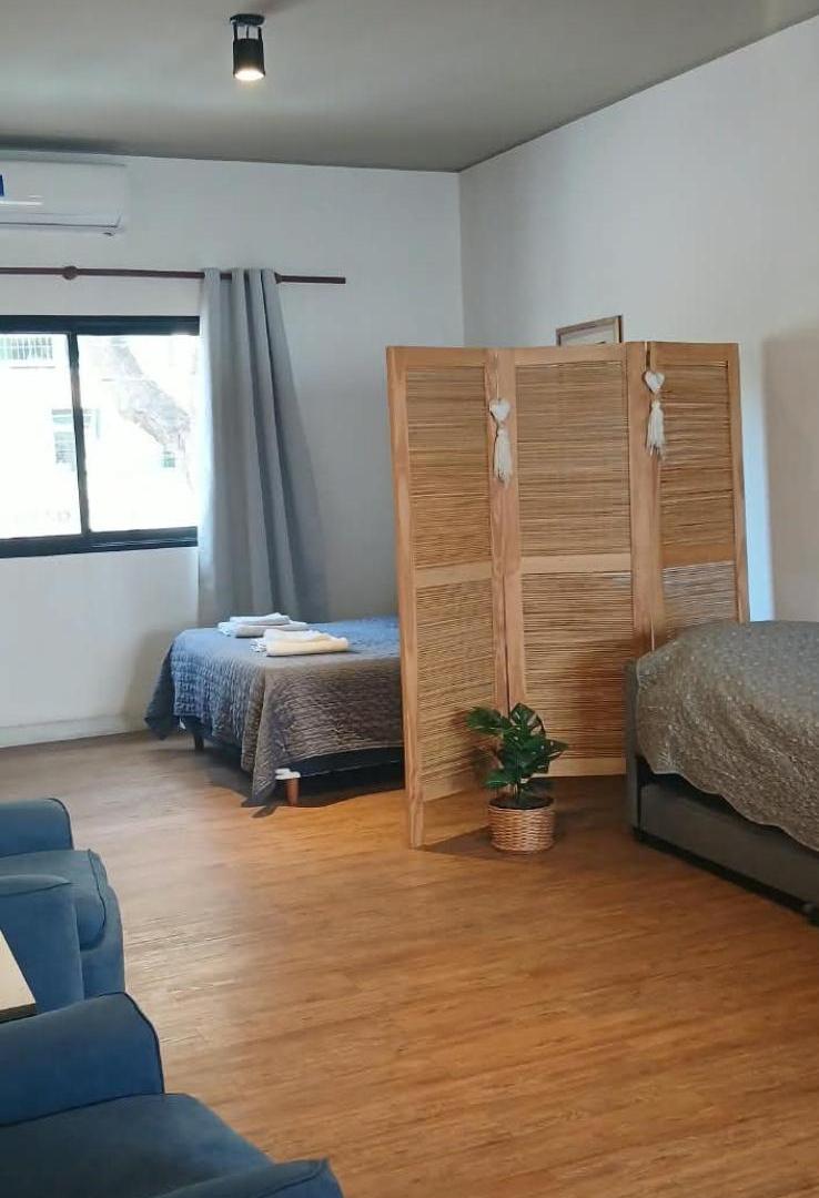 Foto de Vendo Departamento frontal amoblado Ady. Mitre y General Paz //, imagen 2