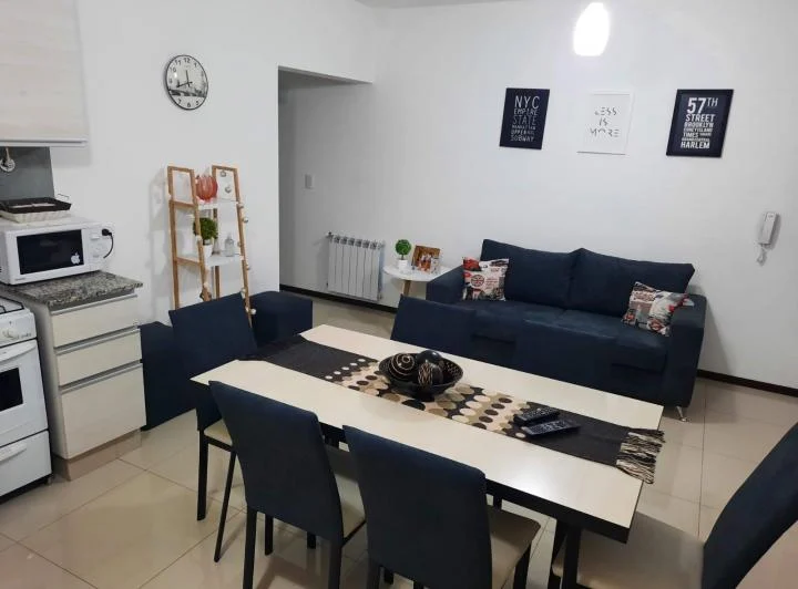 DEPARTAMENTO EN ALQUILER CALLE GUEVARA LUJAN DE CUYO 4