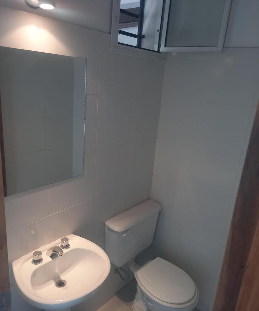 Foto de DOS LOCALES COMERCIALES EN VENTA — INVERSIÓN FLEXIBLE | LUJÁN DE CUYO, imagen 4