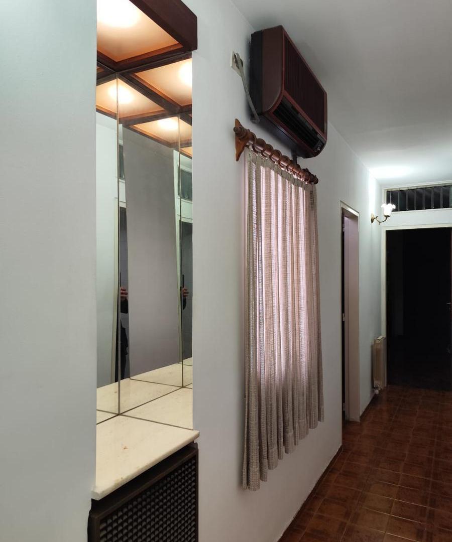 Foto de CASA EN VENTA | DOBLE FRENTE | CALLE GUIÑAZÚ, LUJÁN DE CUYO, imagen 2