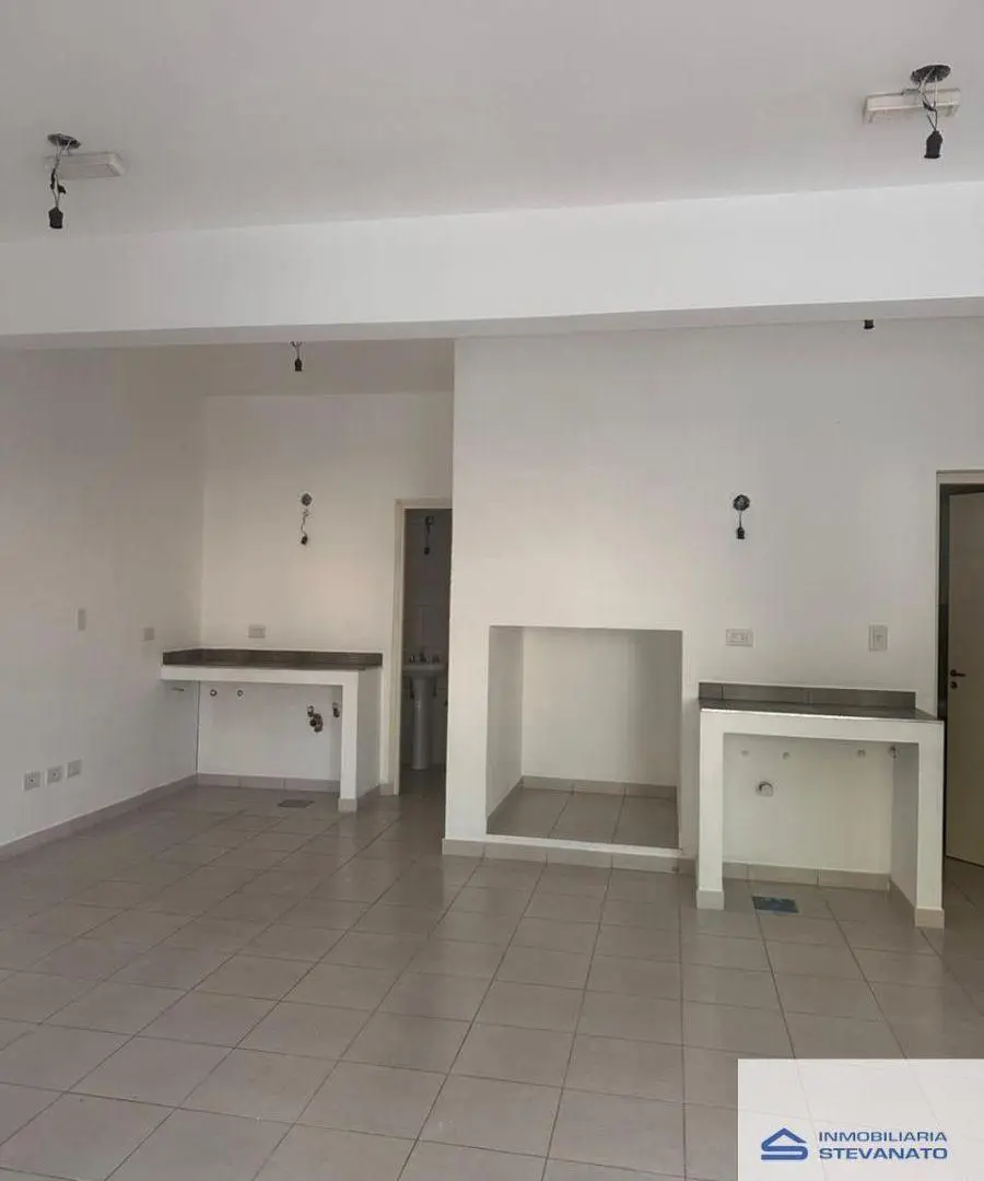 Local comercial en alquiler ubicado en Villa Nueva 2