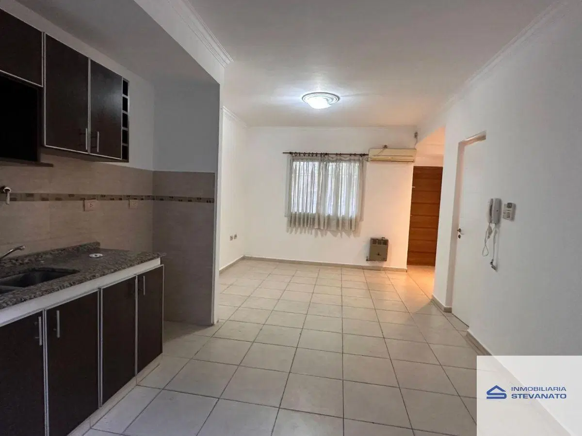 Dúplex en alquiler c/ cochera en Villa Nueva 5