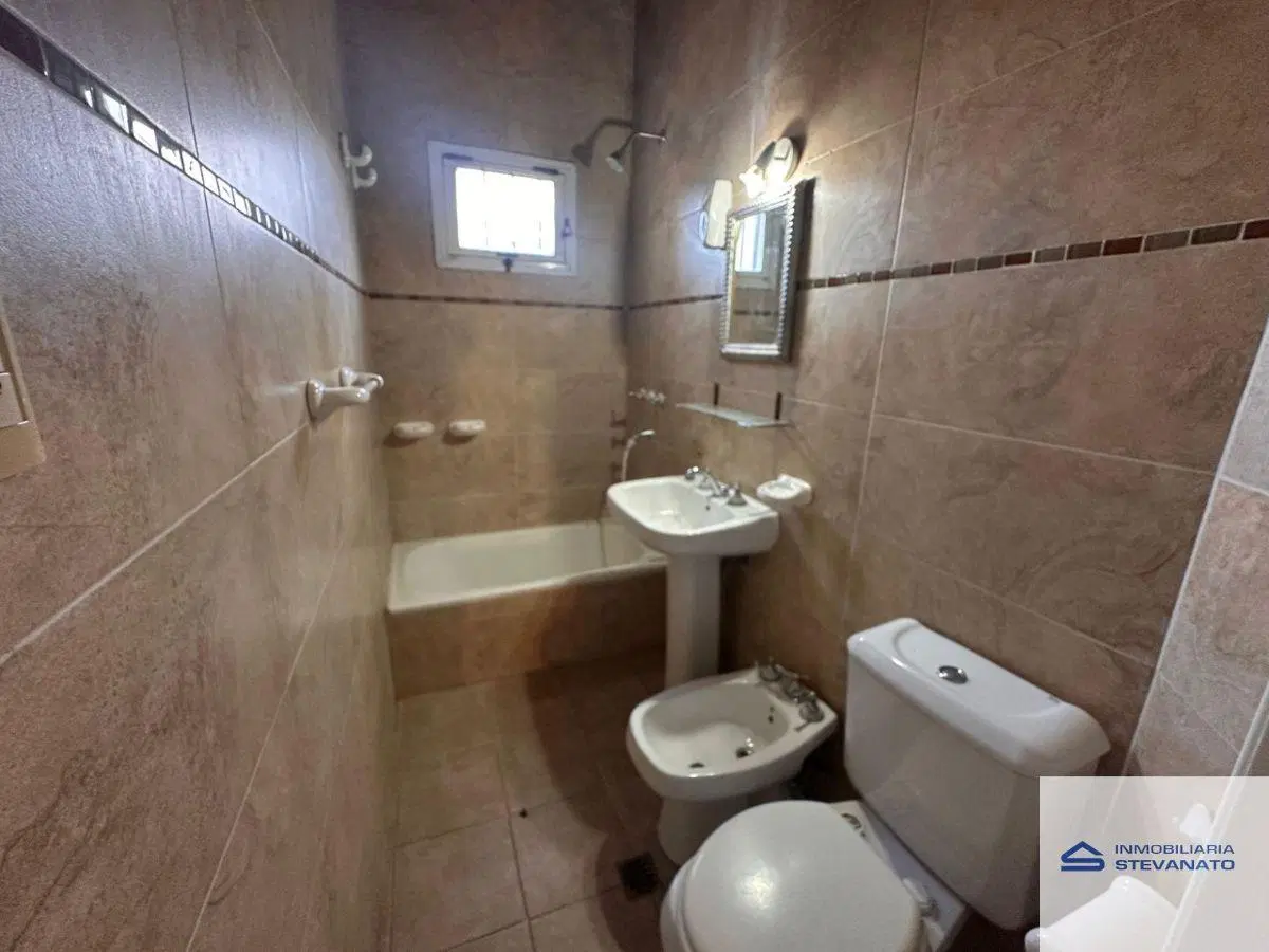 Dúplex en alquiler c/ cochera en Villa Nueva 4