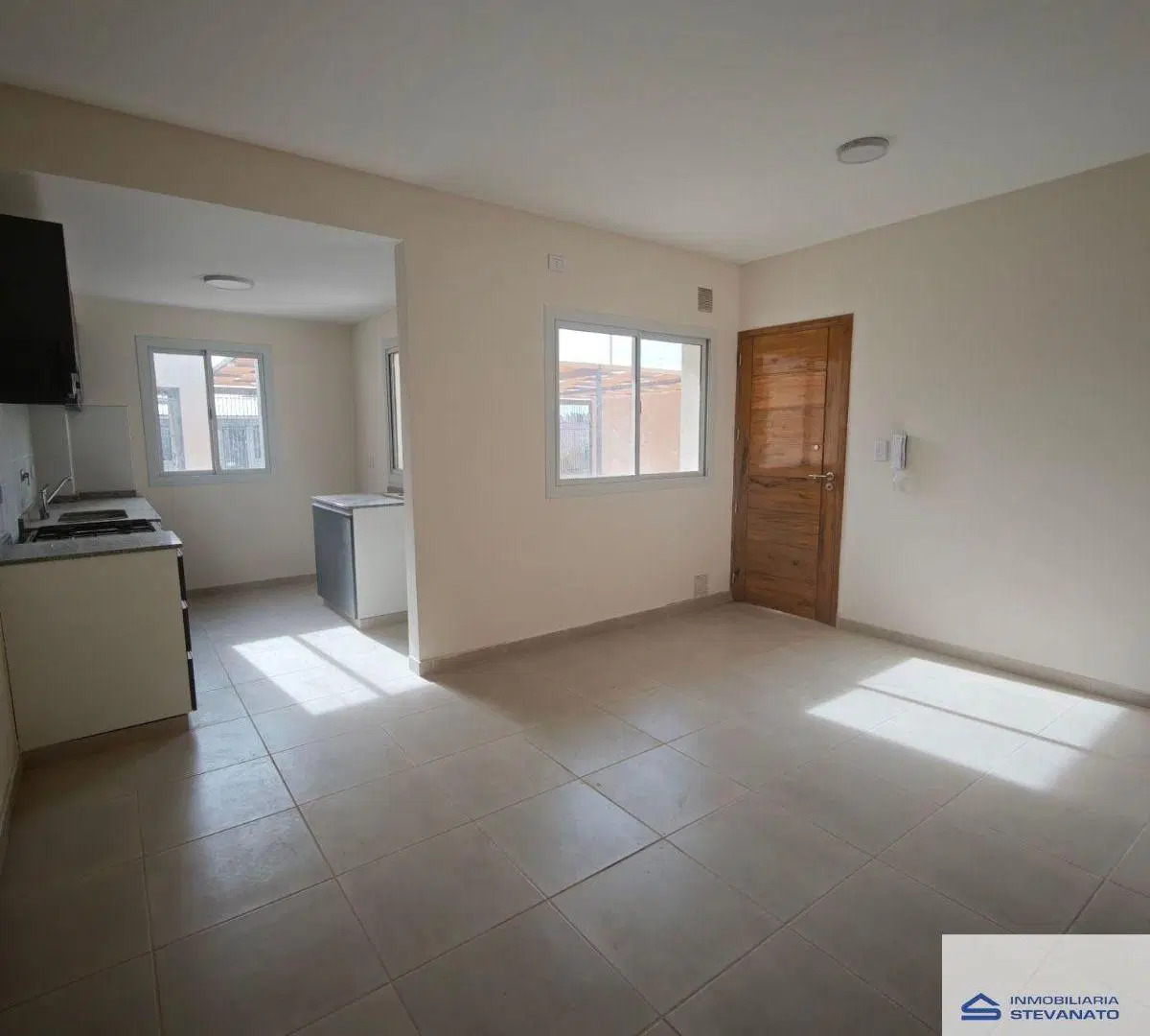 Departamento en alquiler c/ cochera en Luzuriaga 2