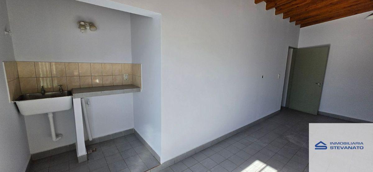 Foto de Departamento en alquiler en Maipú, imagen 4