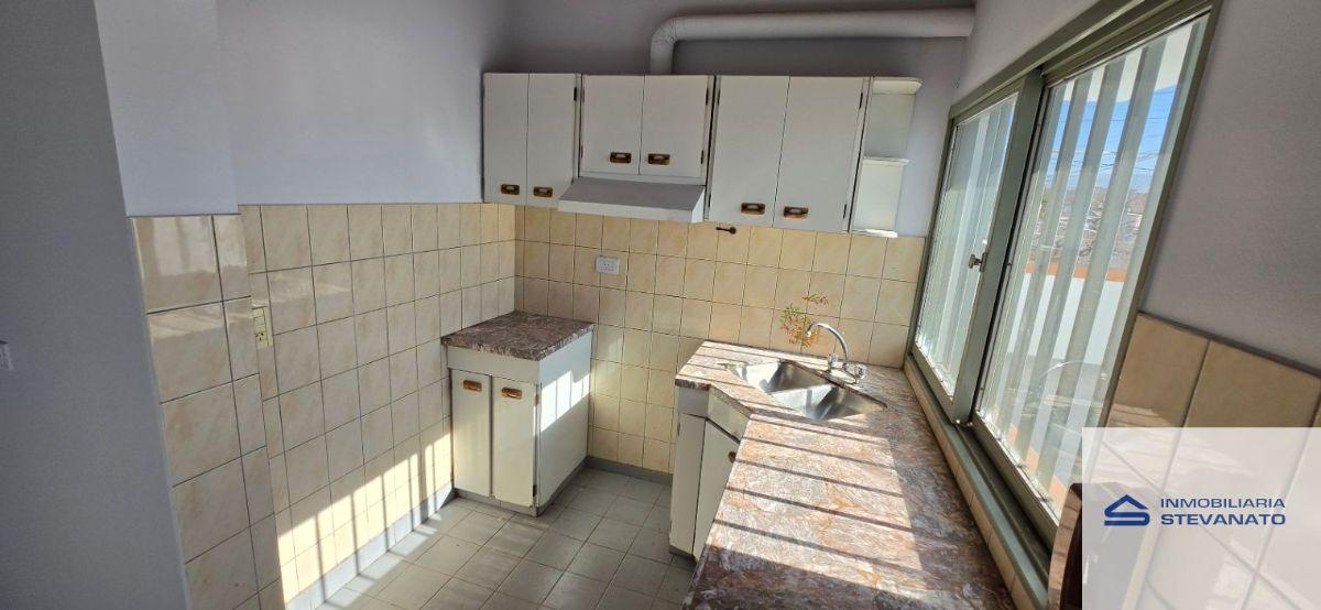 Foto de Departamento en alquiler en Maipú, imagen 5