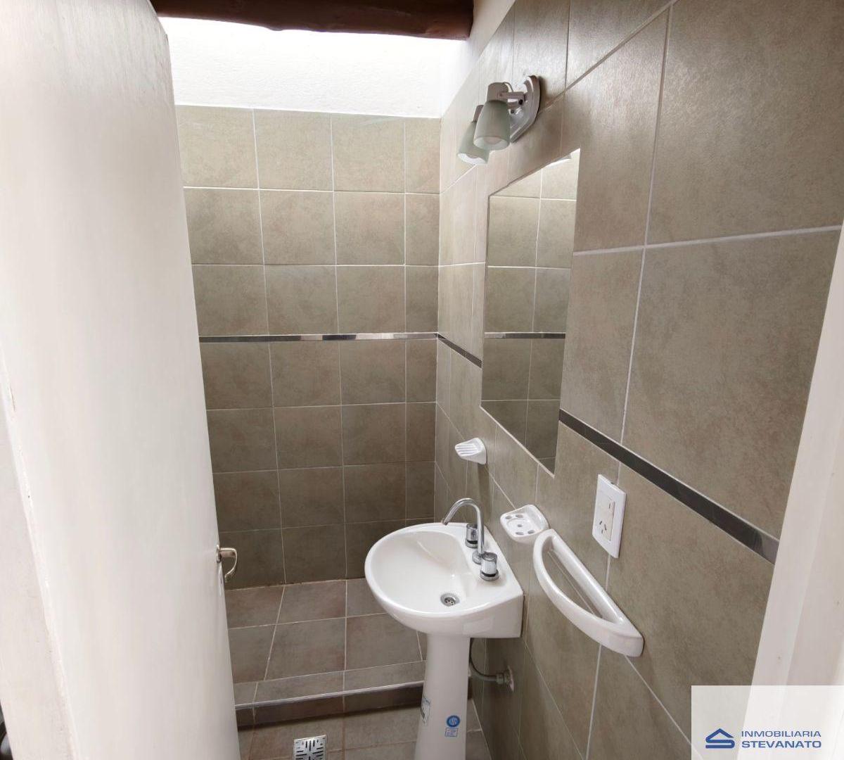 Foto de Departamento en alquiler c/ cochera en Maipú, imagen 4