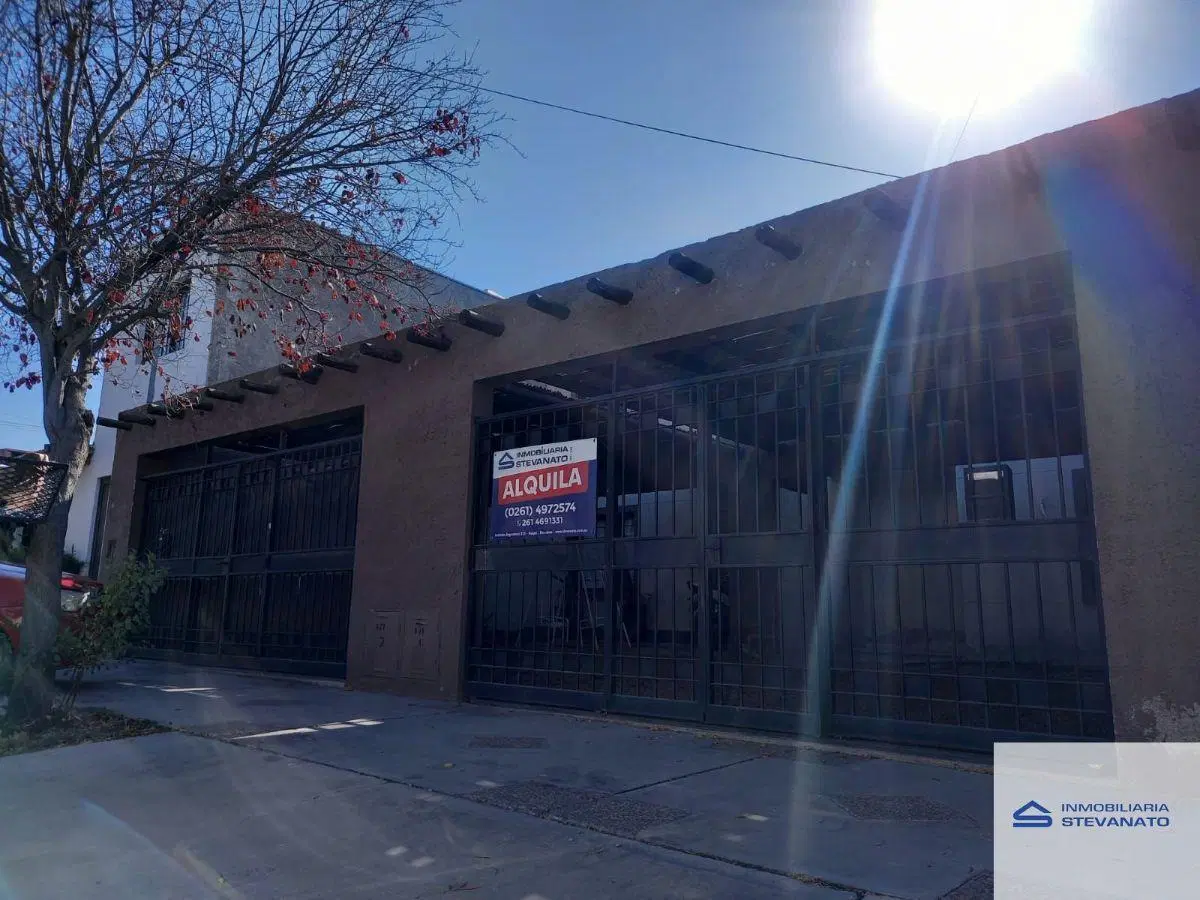 Dúplex en alquiler de 2 dormitorios c/ cochera en Maipú 5
