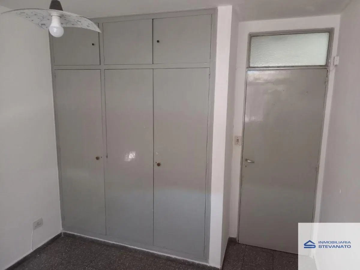 Casa en alquiler de 3 dormitorios c/ cochera en Maipú 2