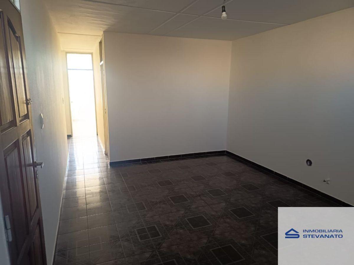 Foto de Casa en alquiler c/ cochera en Maipú, imagen 2
