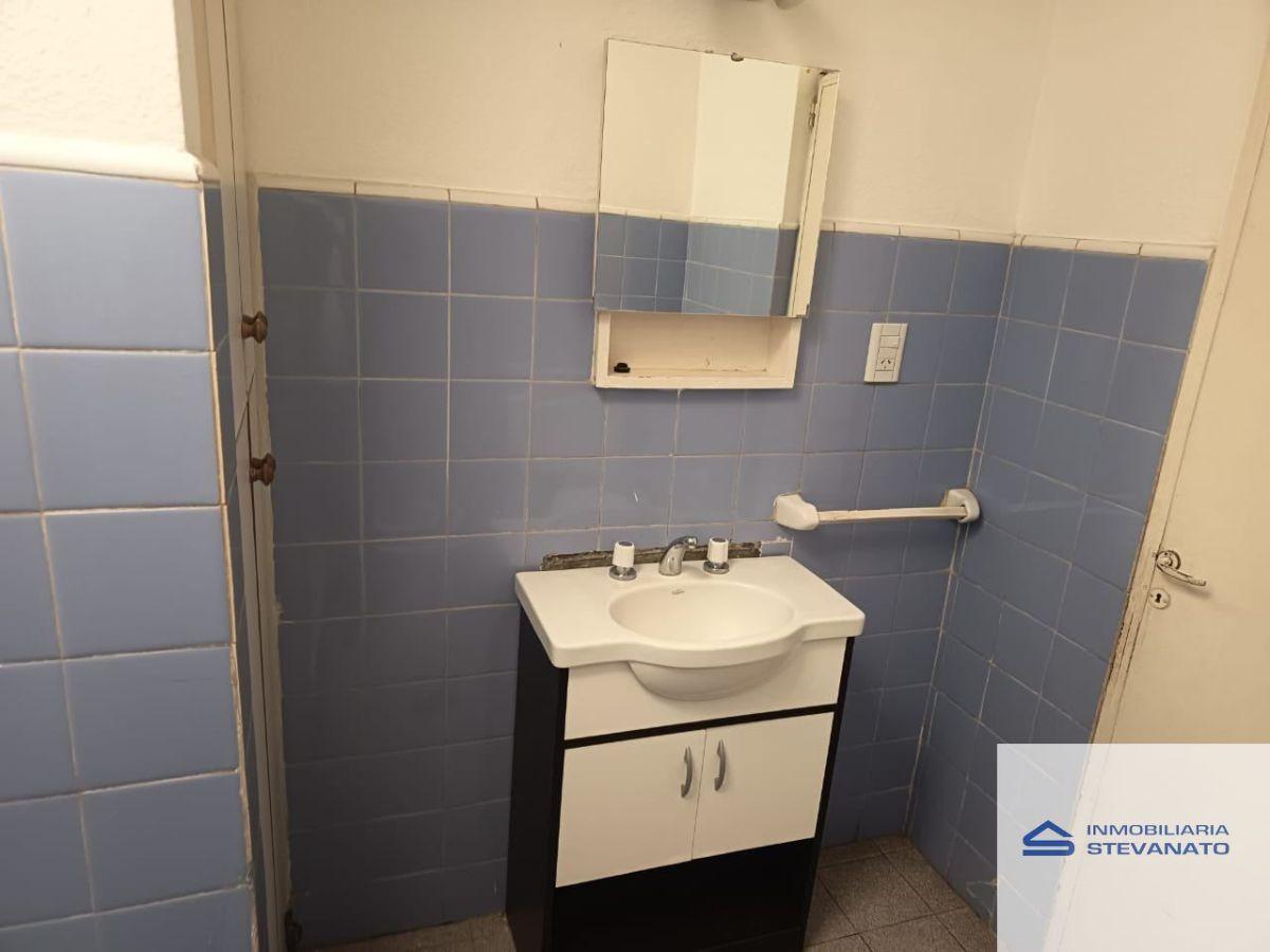 Foto de Casa en alquiler c/ cochera en Maipú, imagen 5