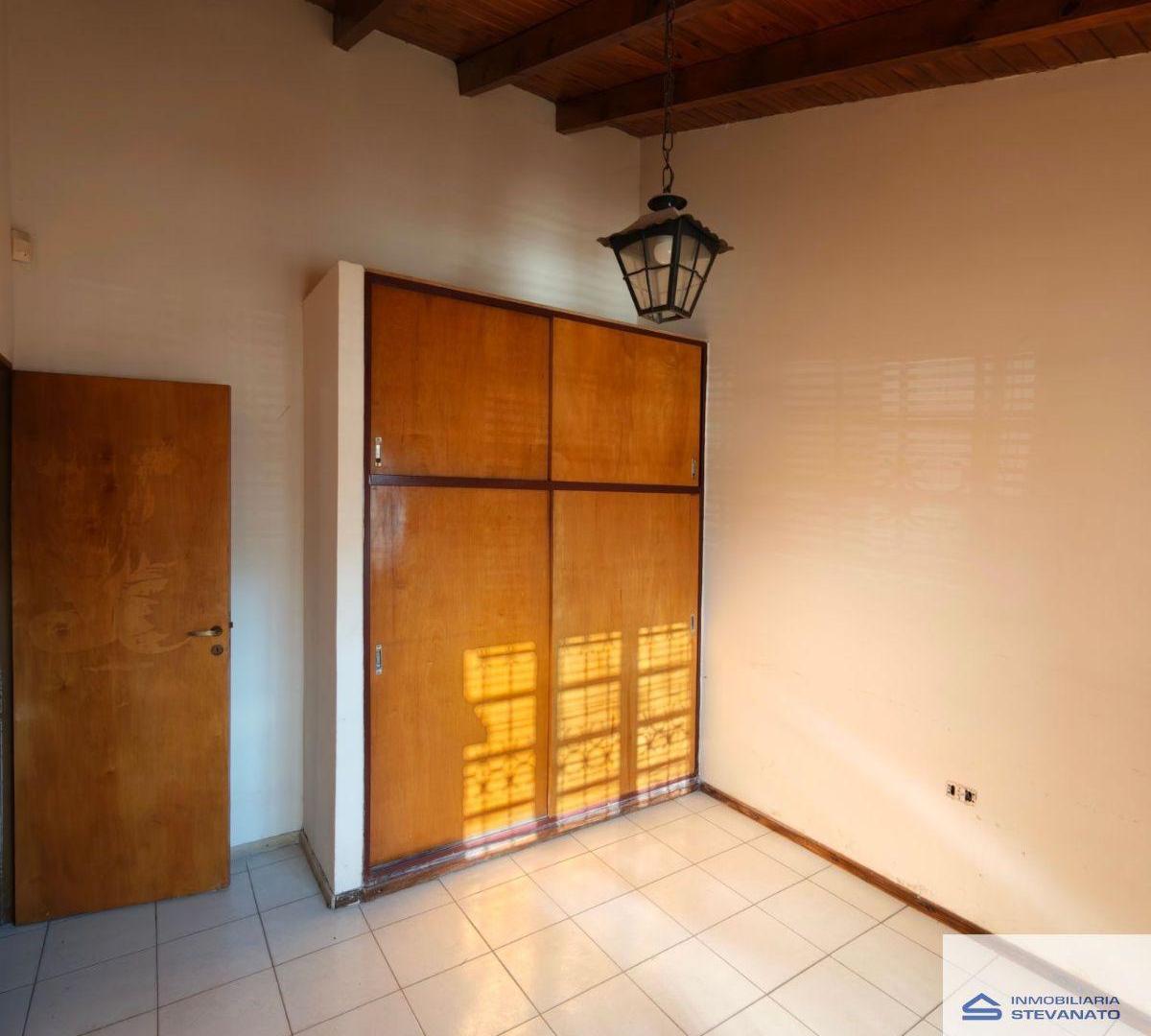 Foto de Casa en venta c/ cochera en Maipú, imagen 2