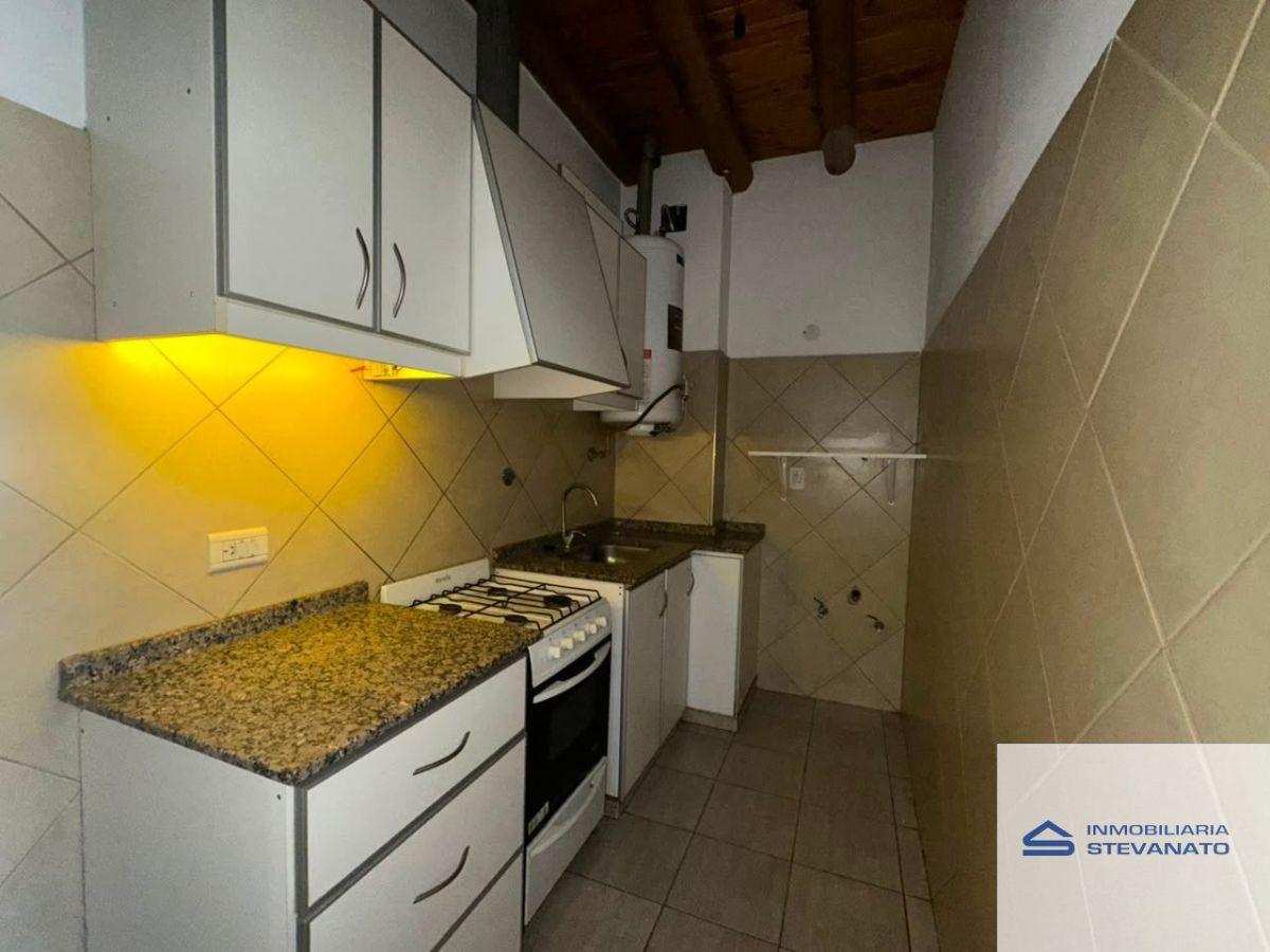 Foto de Departamento en alquiler en Maipú, imagen 4