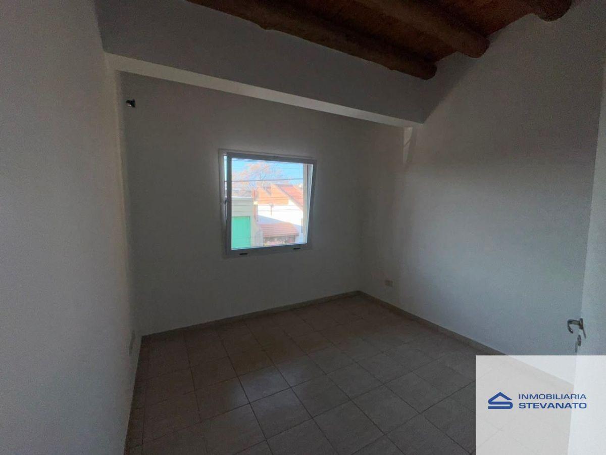 Foto de Departamento en alquiler en Maipú, imagen 3