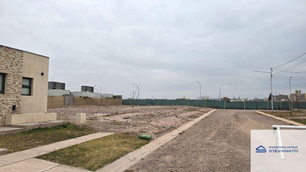 Foto de Terreno / Lote en venta de 300m2 ubicado en Maipú, imagen 3