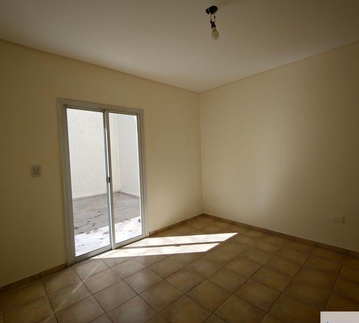 Foto de Departamento en alquiler c/ cochera en Maipú, imagen 5