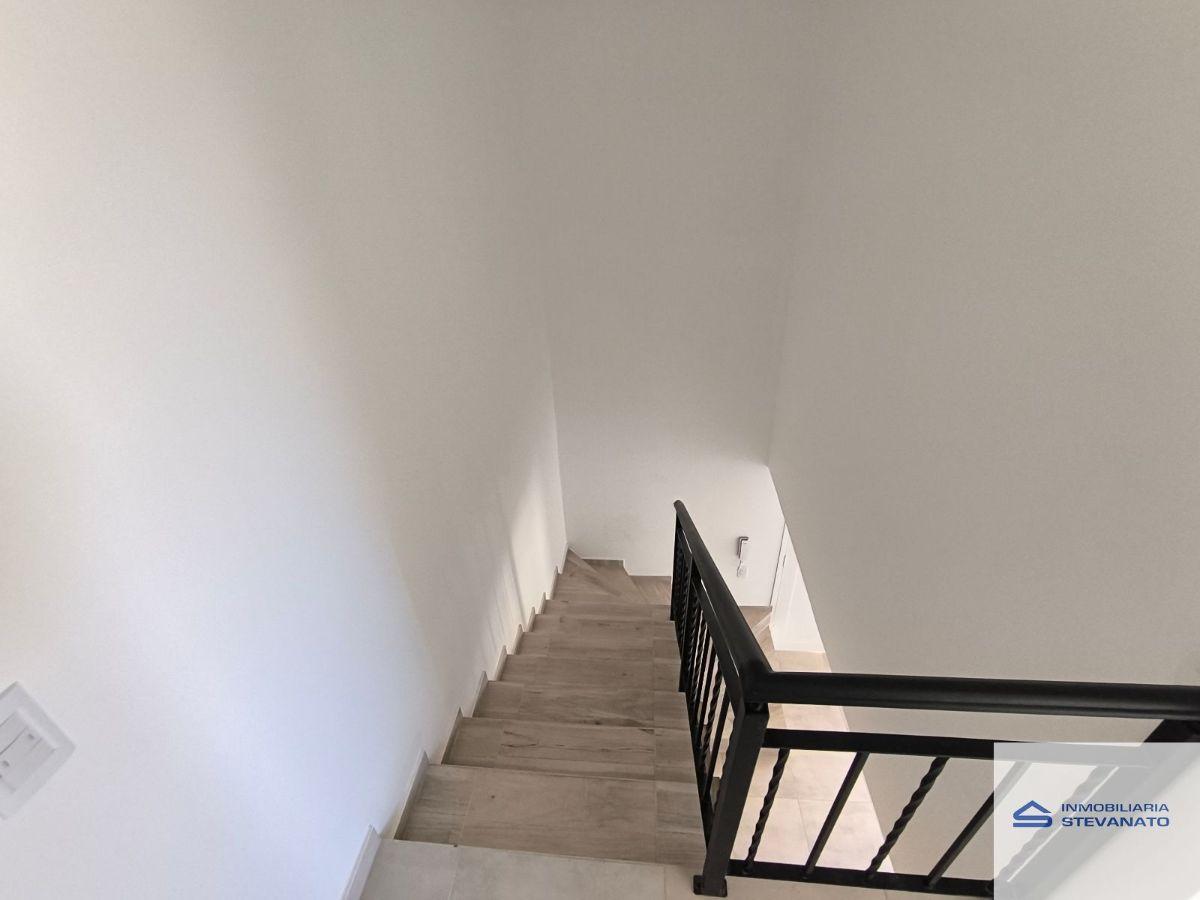 Foto de Dúplex en alquiler c/ cochera en General Guitérrez, imagen 2