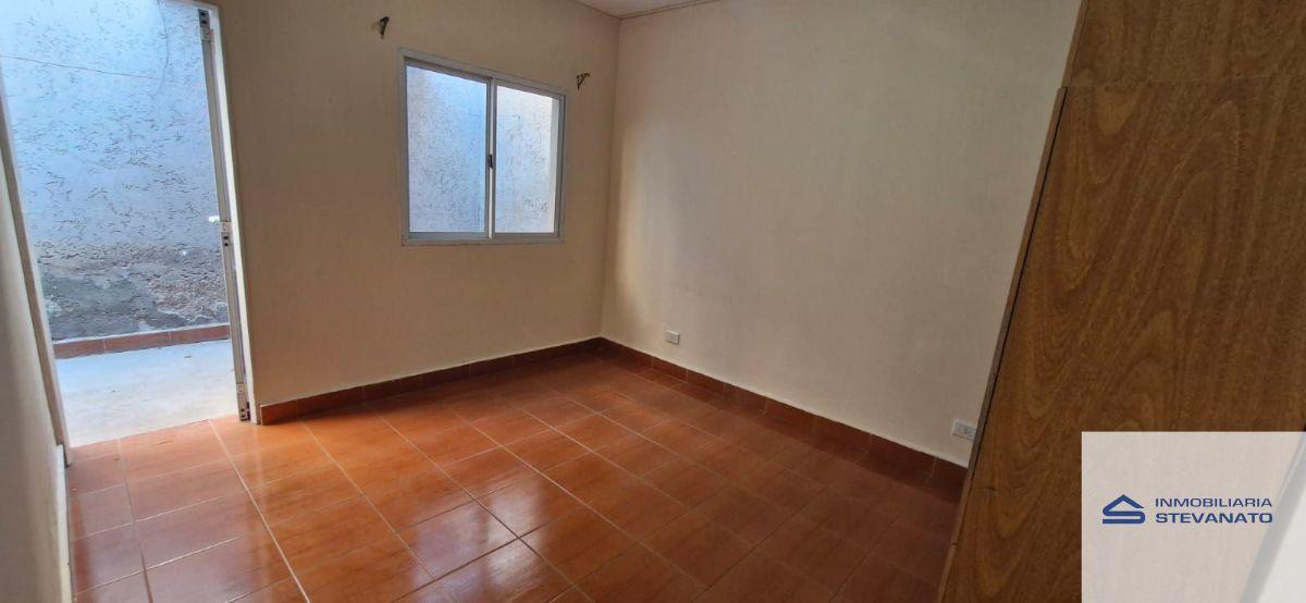 Foto de Casa en alquiler de 1 dormitorio c/ cochera en Maipú, imagen 5