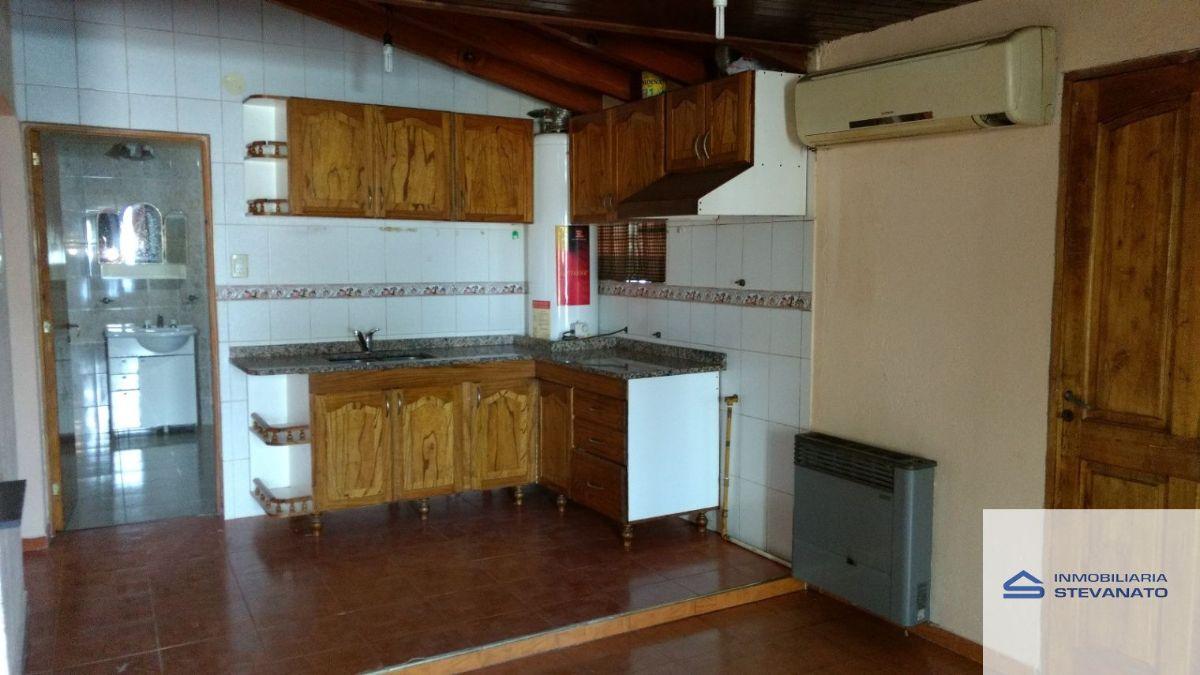 Foto de Casa en venta c/ cochera en Coquimbito, imagen 2