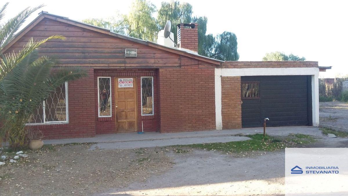 Foto de Casa en venta c/ cochera en Coquimbito, imagen 1