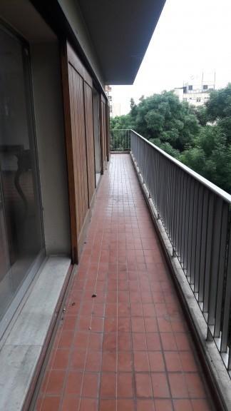 Vendemos Amplio Piso Zona Microcentro - Mendoza 1